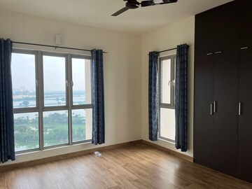Room in 3 BHK Apartment at Merlin 5th Avenue, Salt Lake City – for Rent