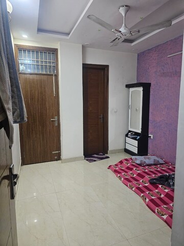 Bedroom in 2 BHK Builder Floor at Smart Lane, Niti Khand – for Rent