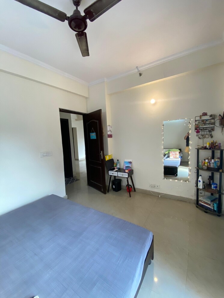 Living Room, gardenia-golf-city 3 Bedroom 1350 Sq.Ft. Apartment In Sector 75 Noida 7941762