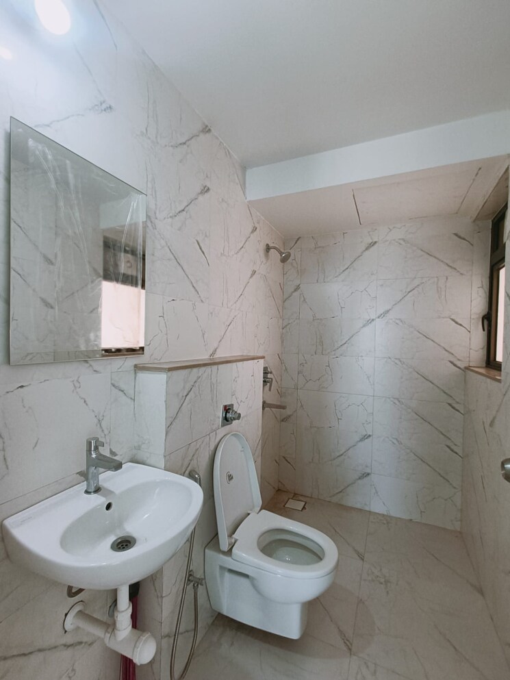 Bathroom, runwal-forests 2 Bedroom 661 Sq.Ft. Apartment In Kanjurmarg West Mumbai 7941787