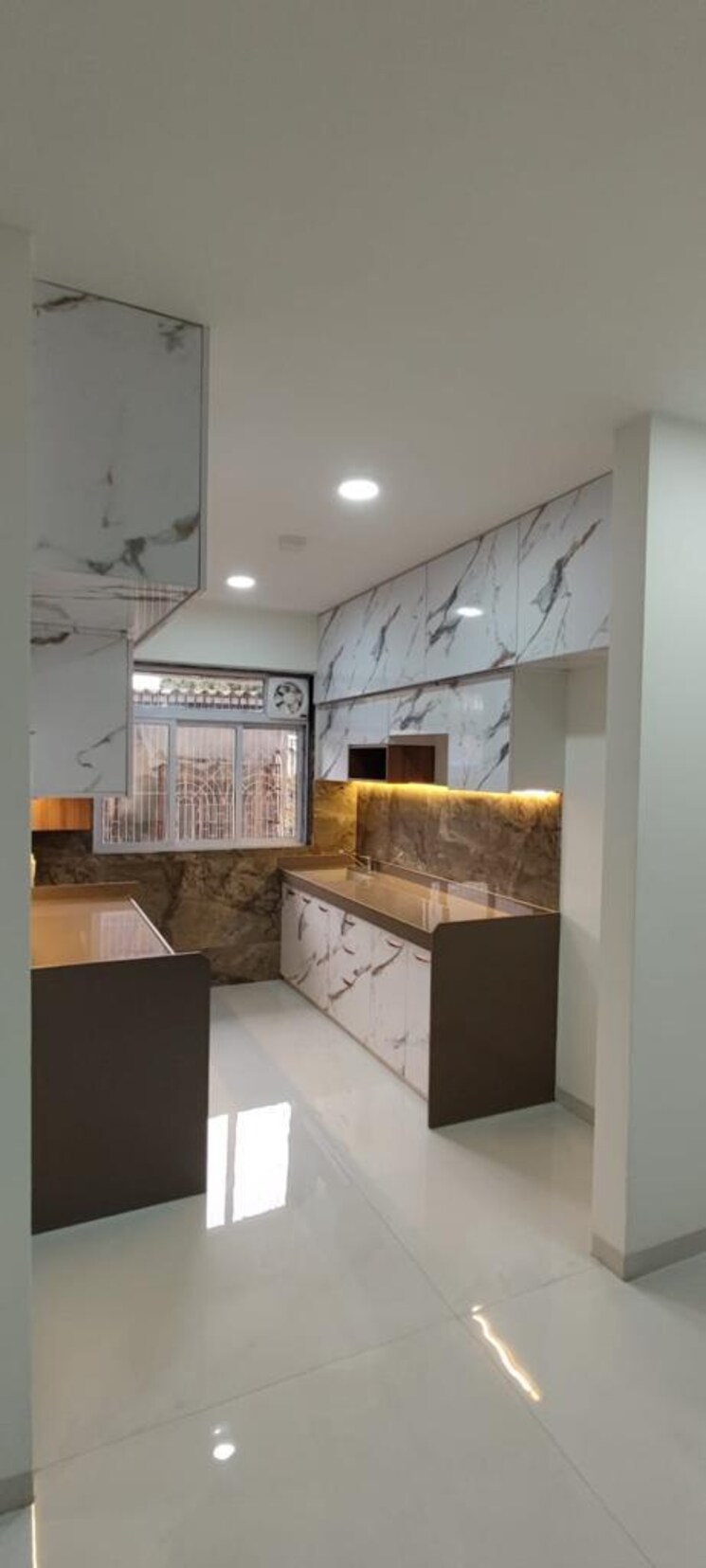 Kitchen, vile parle east 2.5 Bedroom 1000 Sq.Ft. Apartment In Vile Parle East Mumbai 7941795