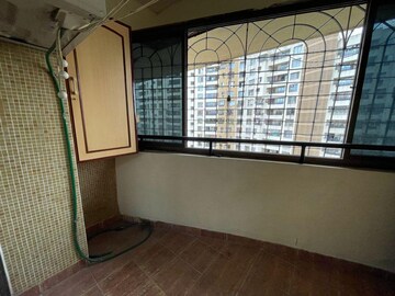 Room in 2 BHK Apartment at Tata Symphony, Chandivali – for Sale