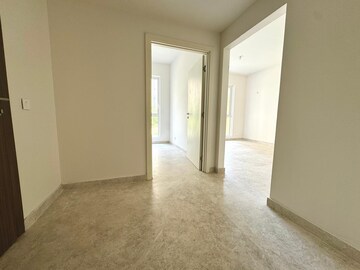 Room in 4 BHK Apartment at Omaxe The Nile, Sector 49 – for Sale