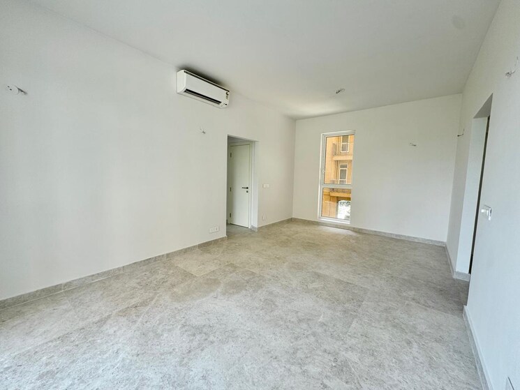 Master Bedroom, omaxe-the-nile 4 Bedroom 2560 Sq.Ft. Apartment In Sector 49 Gurgaon 7941855