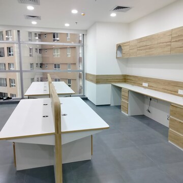 Office Space For Rent in Mani Casadona, New Town