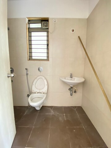 Bathroom in 1.5 BHK Apartment at Lodha Casa Bella Gold, Dombivli East – for Rent