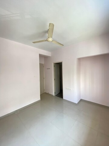 Master Bedroom in 1.5 BHK Apartment at Lodha Casa Bella Gold, Dombivli East – for Rent