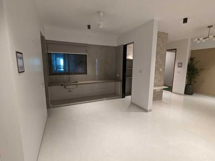 Room, vesu 3 Bedroom 2200 Sq.Ft. Apartment In Vesu Surat 7942011