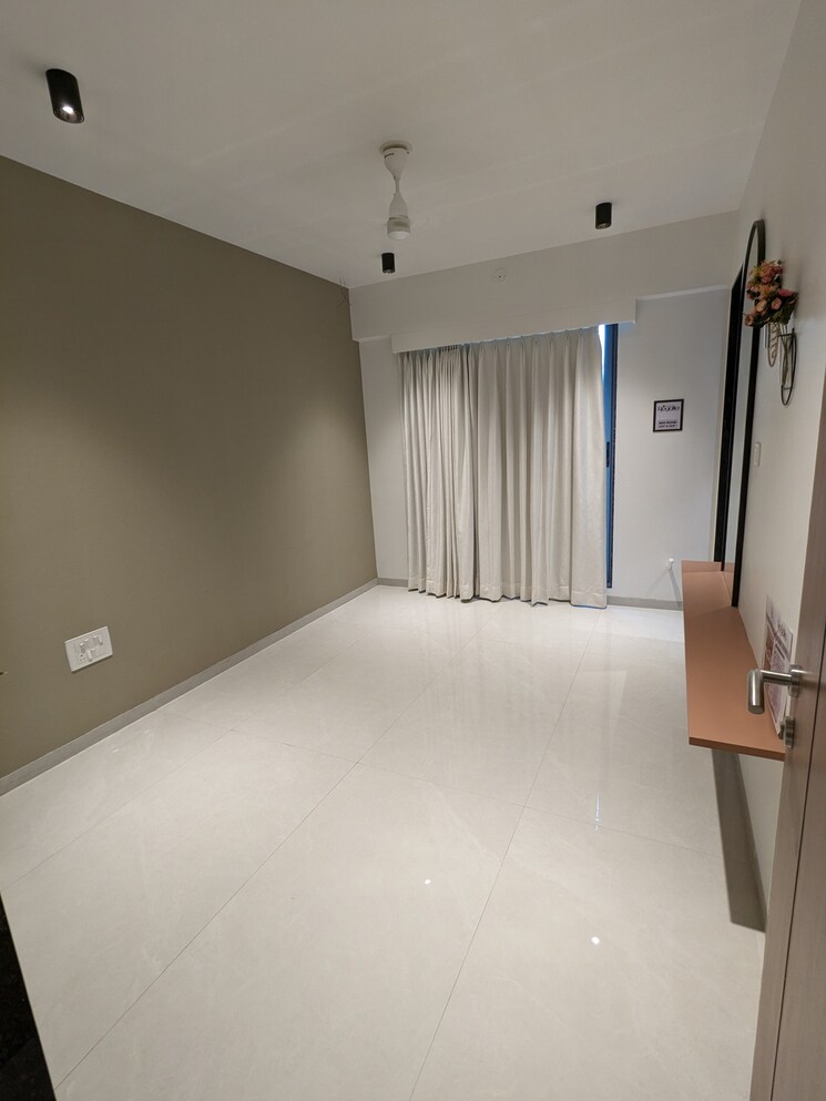 Master Bedroom, vesu 3 Bedroom 2200 Sq.Ft. Apartment In Vesu Surat 7942011