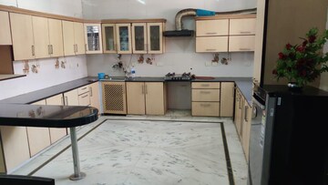 Kitchen in 4 BHK Apartment at Sector 40 – for Rent