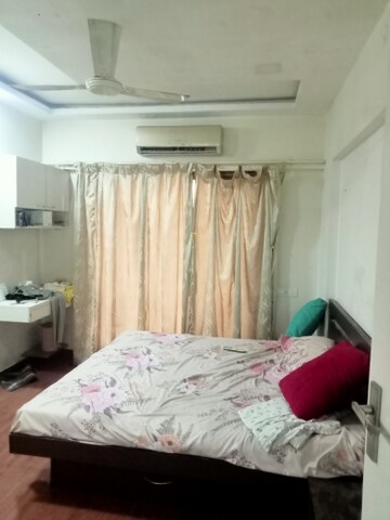 Bedroom in 2 BHK Apartment at Shalom Garden, Mira Road – for Rent