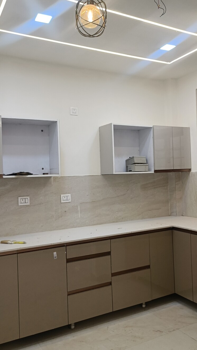 Kitchen, arsha-madhav-greens 3 Bedroom 1500 Sq.Ft. Independent House In Gomti Nagar Lucknow 7942235