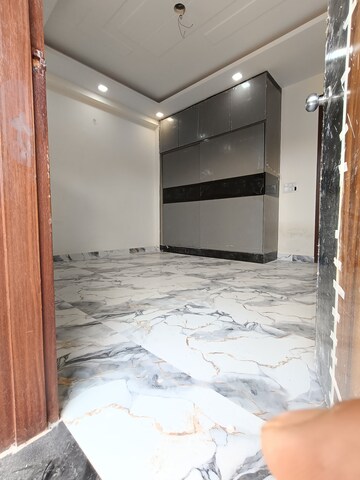 Room in 3 BHK Apartment at Magarpatta City Roystonea, Hadapsar – for Sale