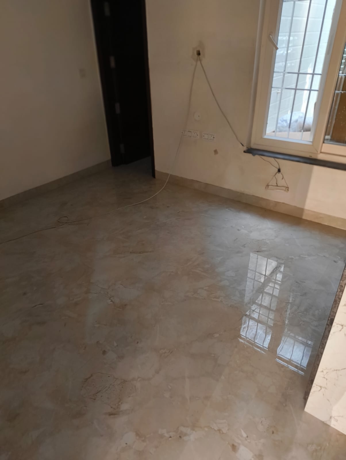 3 BHK + Pooja Room,Servant Room Apartment For Sale in Vasant Kunj