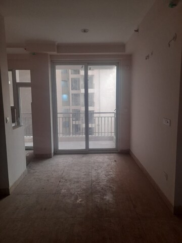 Room in 1.5 BHK Apartment at Gaur City 2 - 14th Avenue, Sector 16c Greater Noida – for Sale