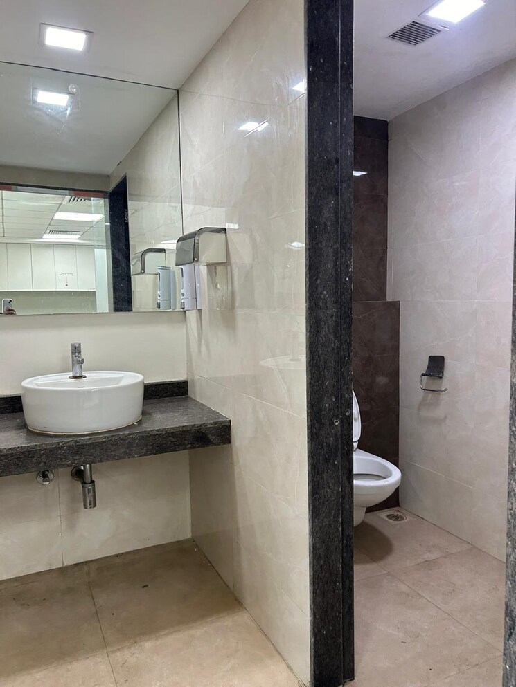 Floor Plan, kanakia-wall-street Commercial Office Space 1685 Sq.Ft. In Andheri East Mumbai 7942387