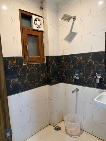Team Area in 2 BHK Builder Floor at Ansal Plaza Sector-23, Palam Vihar – for Rent