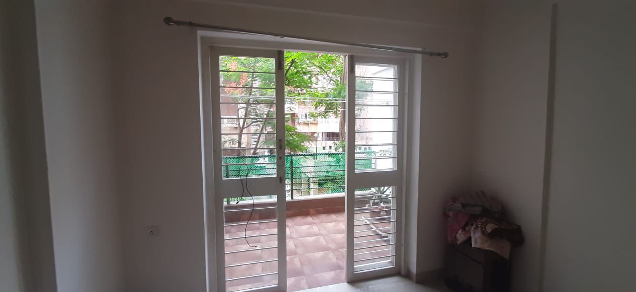 1 BHK + Extra Room Apartment For Sale in Rama Krystal City