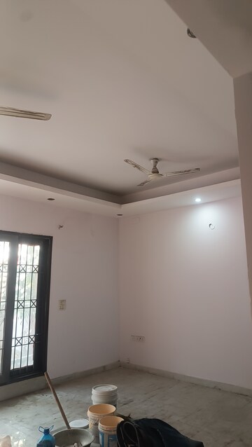 Room in 3.5 BHK Independent House at RWA Apartments Sector 47, Sector 47 – for Rent