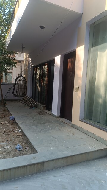 Room in 3.5 BHK Independent House at RWA Apartments Sector 47, Sector 47 – for Rent