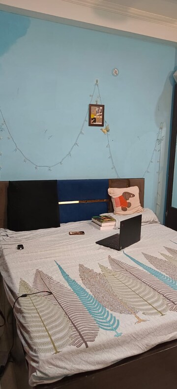  2 BHK Builder Floor at Sector 52 – for Rent