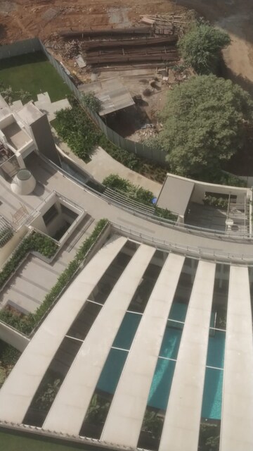 Master Bedroom in 2 BHK Apartment at Lodha Amara, Kolshet Road – for Rent