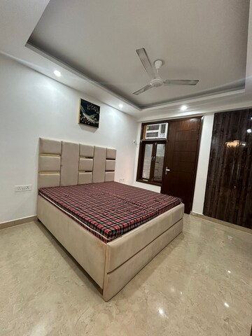 Bedroom in 2 BHK Apartment at Saket – for Rent