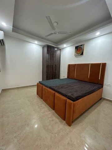 Bedroom in 2 BHK Apartment at Saket – for Rent