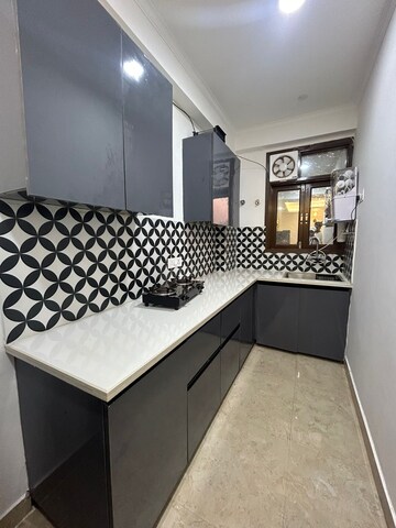 2 BHK Apartment For Rent in Saket
