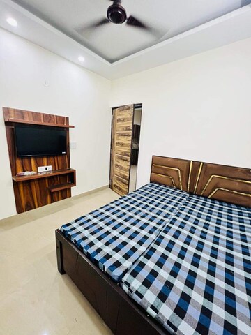 1 BHK Builder Floor For Rent in Chattarpur