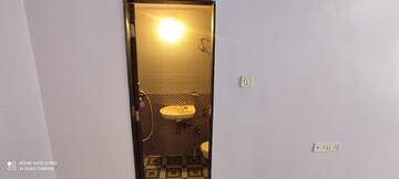 Furnished Amenities in 2 BHK Apartment at Chembur – for Rent