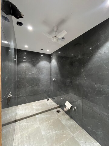Furnished Amenities in 1 RK Builder Floor at Greater Kailash I – for Rent