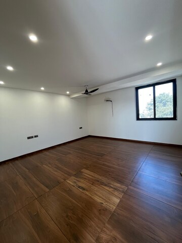 Room in 1 RK Builder Floor at Greater Kailash I – for Rent
