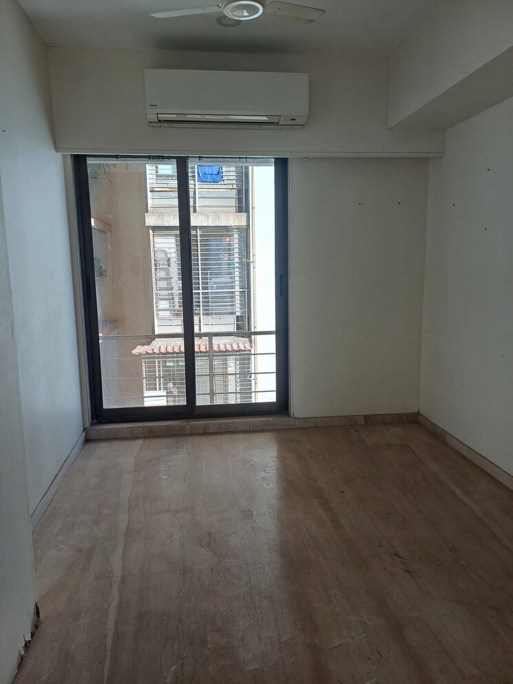 Room, dlh-sorrento 5 Bedroom 2200 Sq.Ft. Apartment In Veera Desai Road Mumbai 7943194