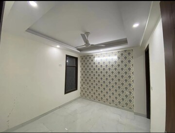 Bedroom in 2 BHK Builder Floor at Chattarpur – for Rent