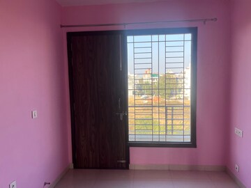 Room in 3 BHK Apartment at Sector 57 – for Rent