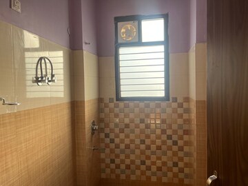 Attached Bathroom in 3 BHK Apartment at Sector 57 – for Rent