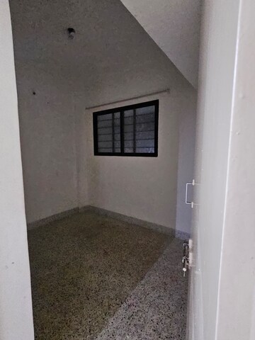 Room in 3 BHK Apartment at Bopodi – for Rent
