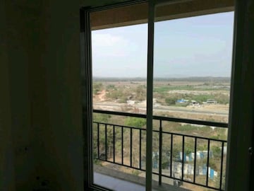 Room in 1 BHK Apartment at Squarefeet Joy square, Kasarvadavali – for Sale