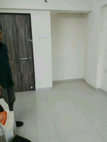 Room in 1 BHK Apartment at Squarefeet Joy square, Kasarvadavali – for Sale