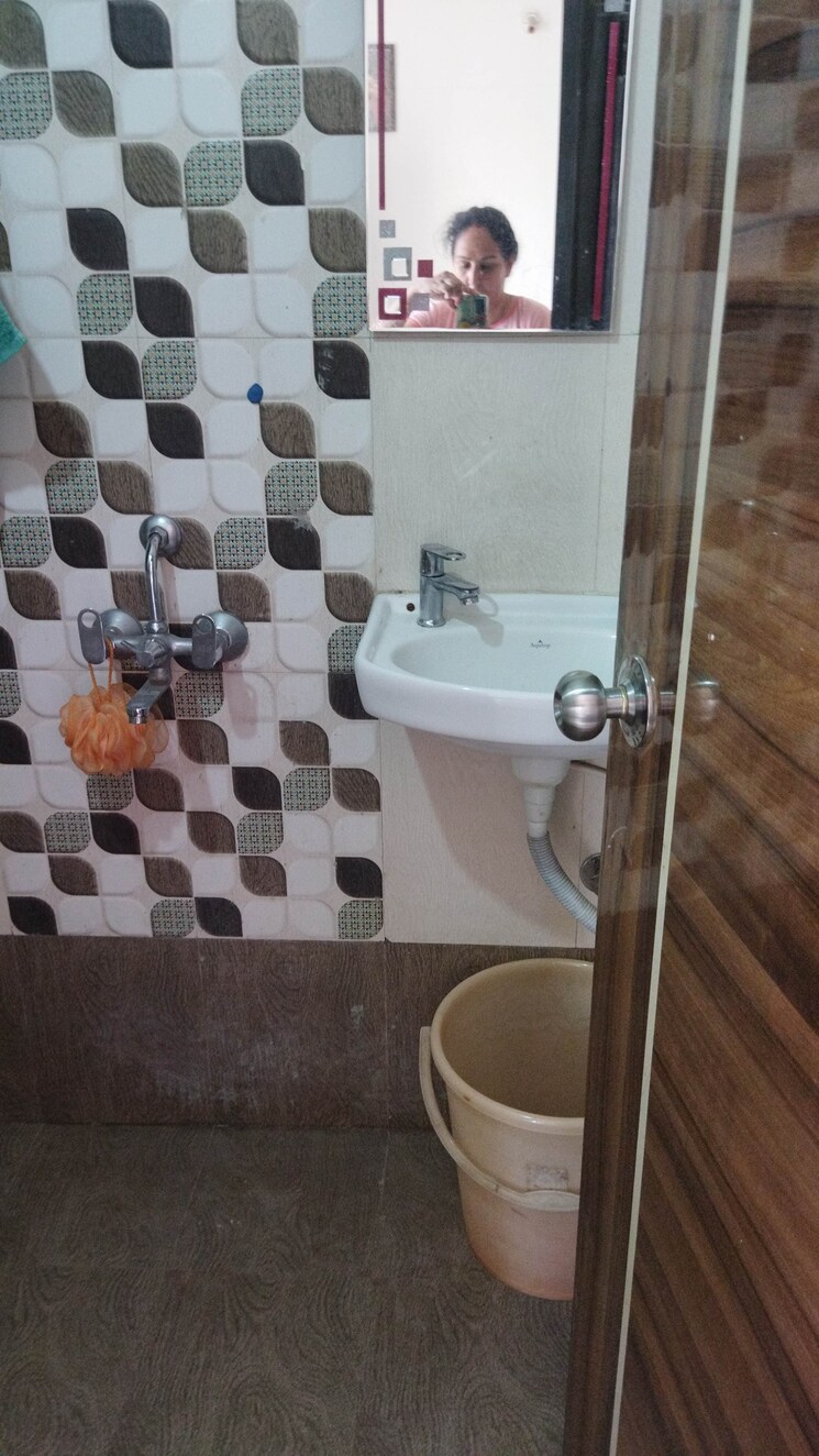 Bathroom, krishna-apartments-ulwe 2 Bedroom 1056 Sq.Ft. Apartment In Ulwe Navi Mumbai 7943394