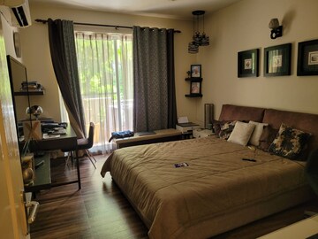 Master Bedroom in 3 BHK Apartment at Bestech Park View Spa, Sector 47 – for Rent