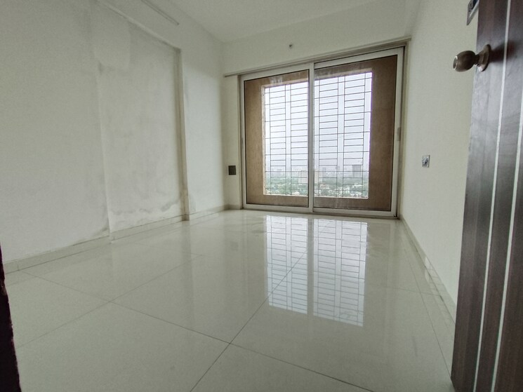 Room, mukta-residency-phase-2 1 Bedroom 368 Sq.Ft. Apartment In Shilphata Thane 7943634