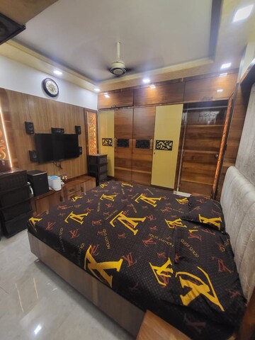 Bedroom in 2 BHK Apartment at Shantivan CHS Andheri, Andheri West – for Rent