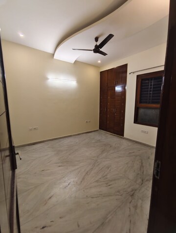 3 BHK Builder Floor For Rent in Sector 31