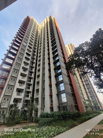 Master Bedroom in 2 BHK Apartment at Lodha Codename Premier, Dombivli East – for Rent