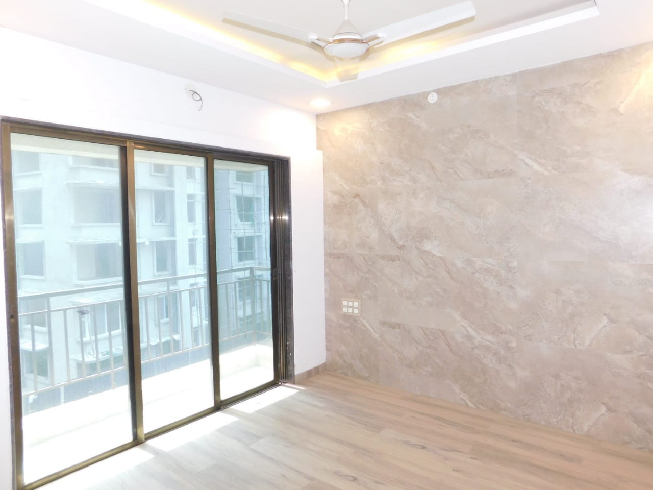 2 BHK Apartment For Sale in Suryakiran CHS