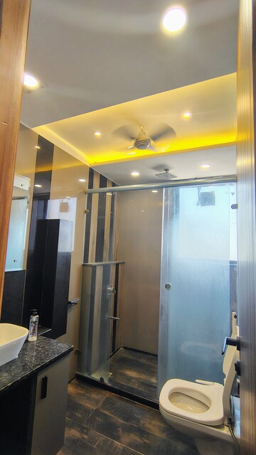 Building Lobby in 3.5 BHK Builder Floor at Sushant Lok 2, Sector 57 – for Rent