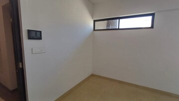Room in 2 BHK Apartment at Lodha Palava City, Dombivli East – for Rent