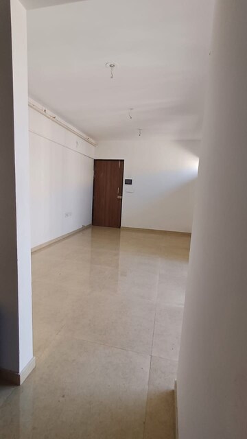 Room in 2 BHK Apartment at Lodha Palava City, Dombivli East – for Rent